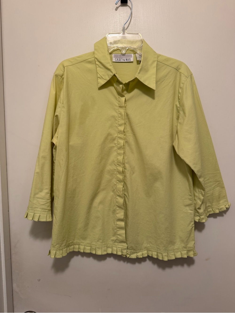 Casey & Max Lime Green Button-Up Shirt -Size Small